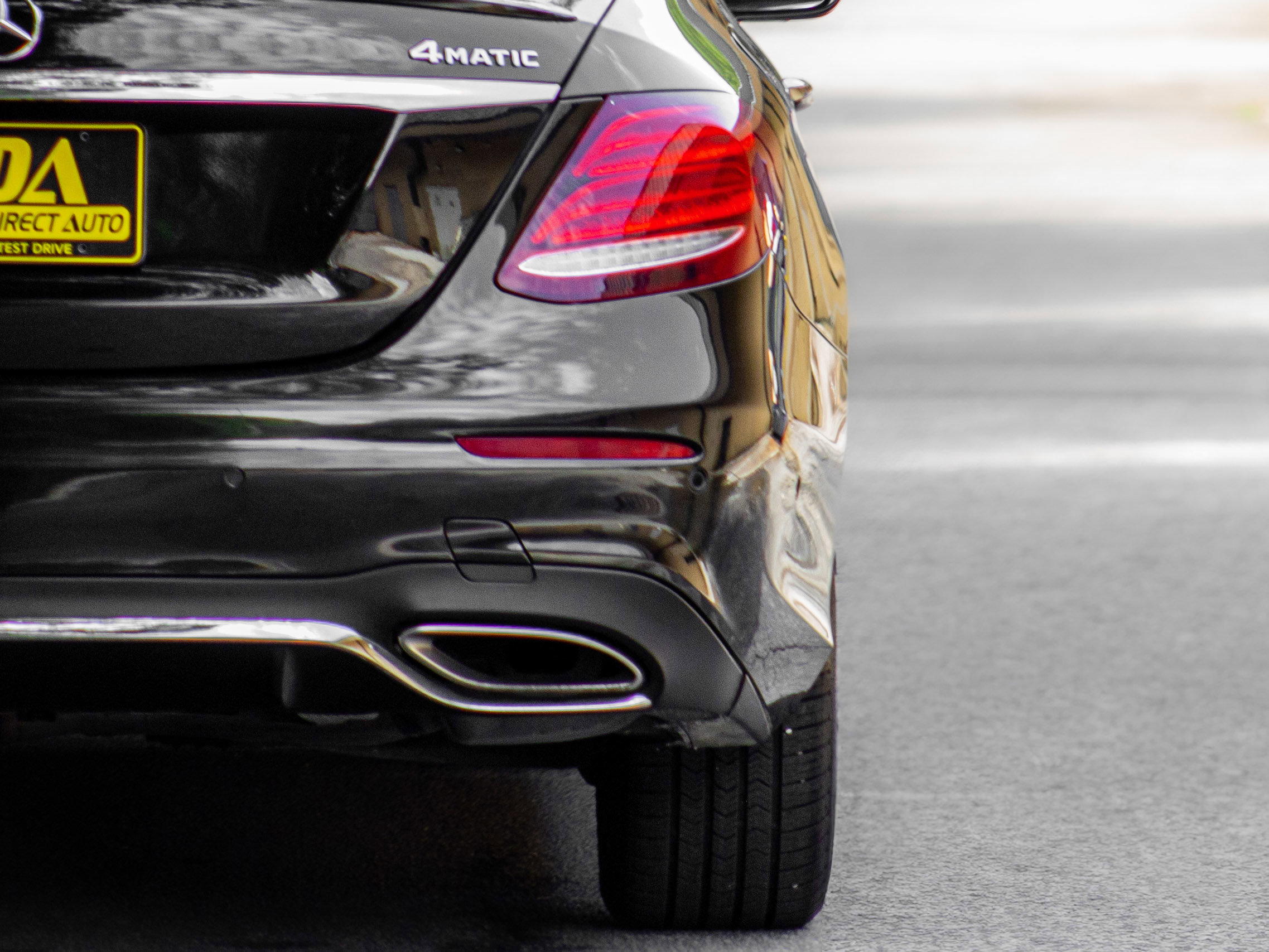 Used 2017 Mercedes-Benz E 300 4MATIC image 38