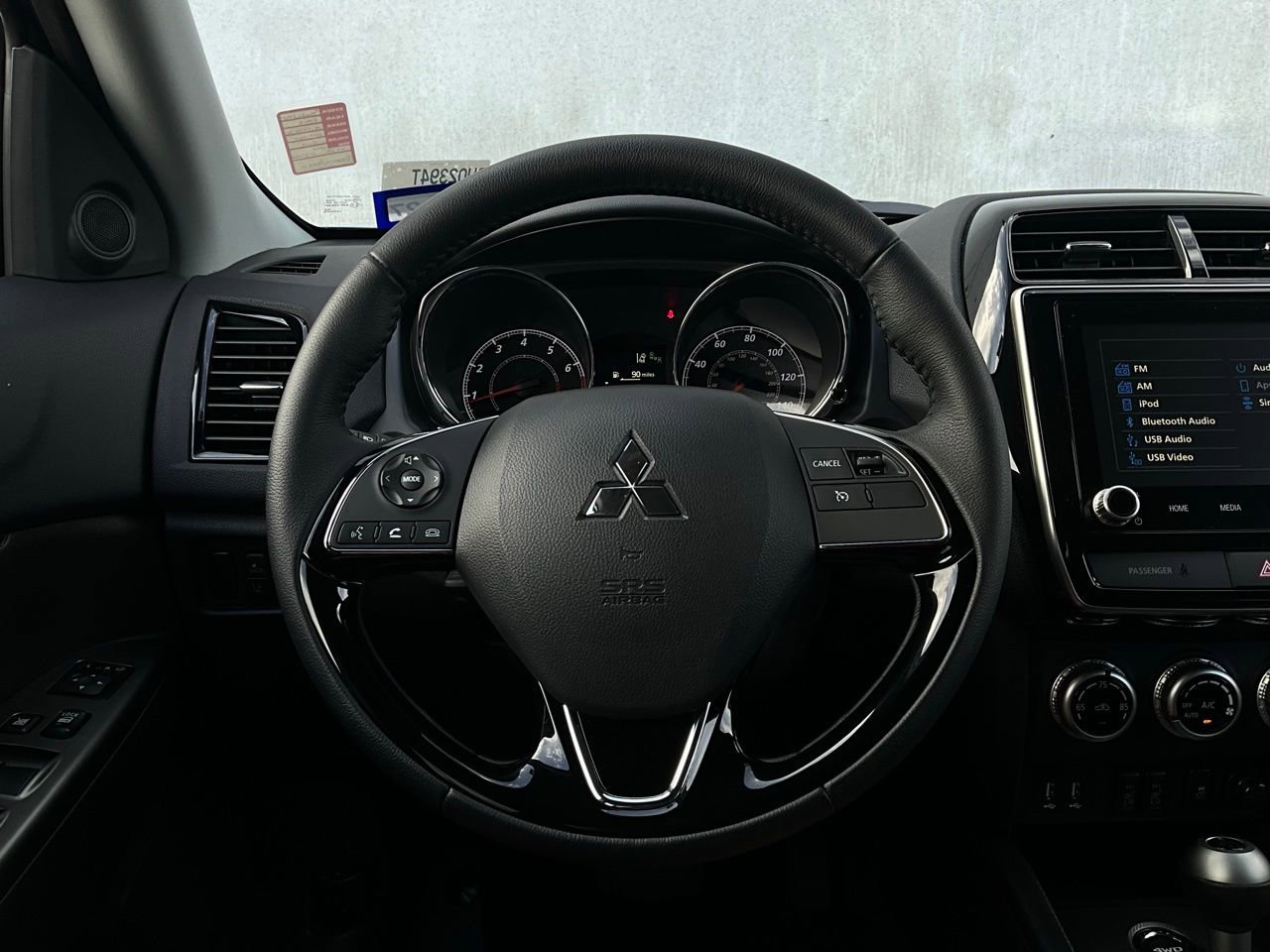 Used 2024 Mitsubishi Outlander Sport SE image 30