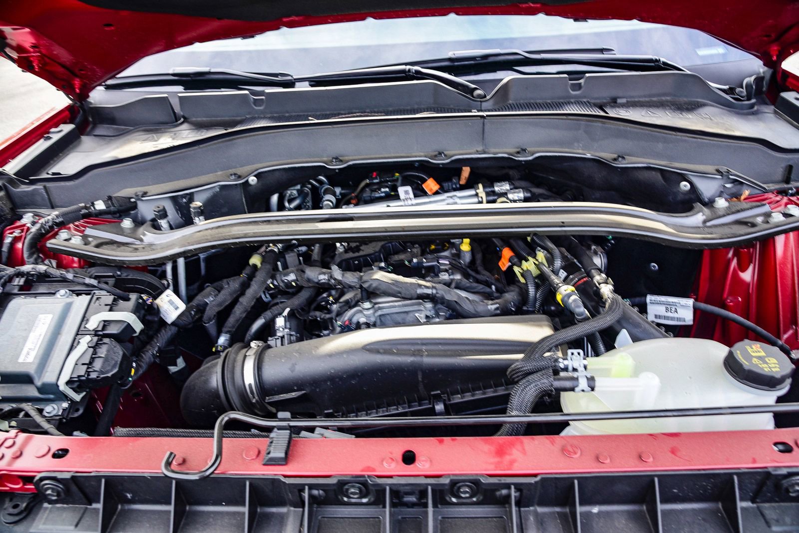 Used 2025 Ford Explorer ST-Line w/ Premium Package image 27