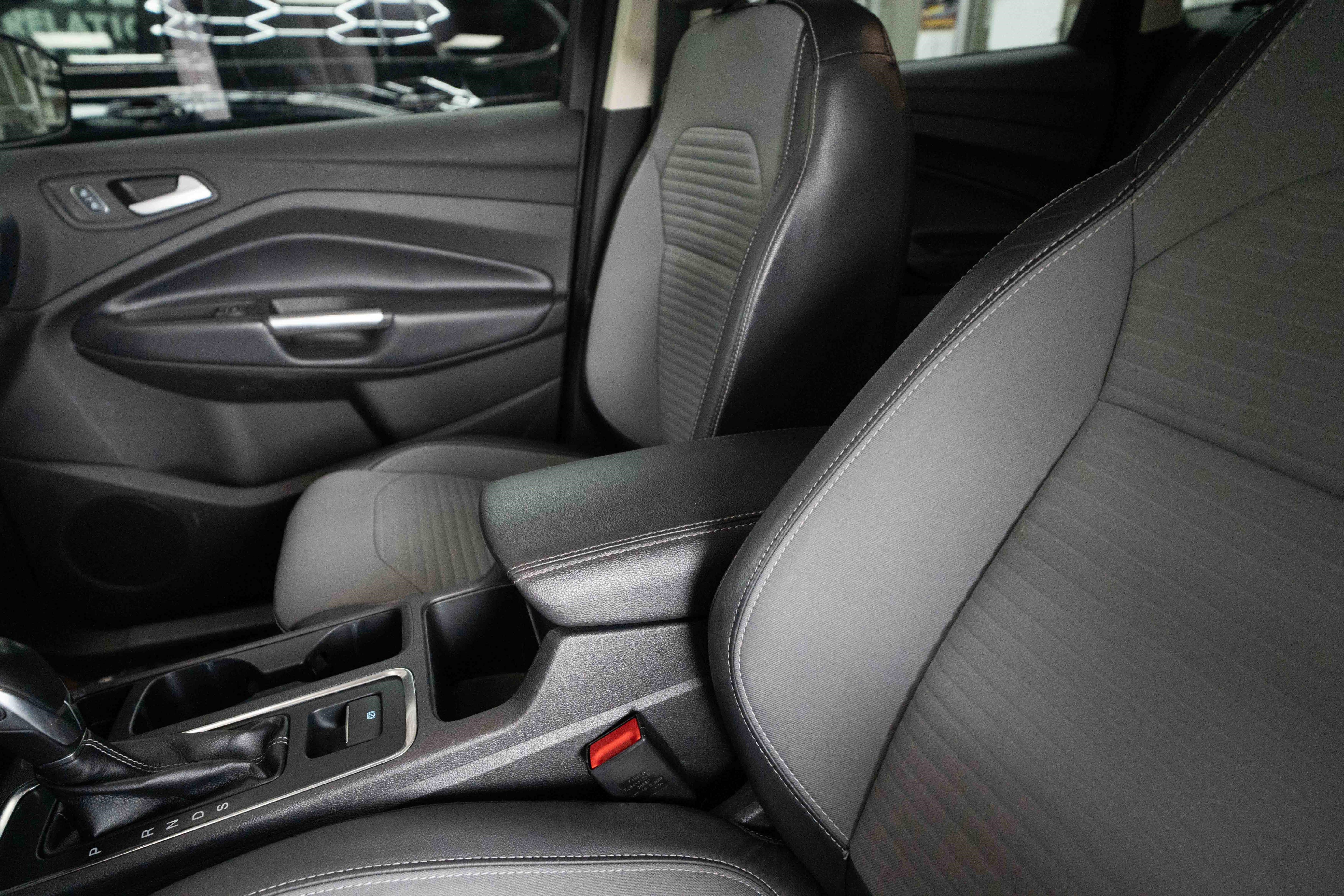 Used 2019 Ford Escape SE AWD/4WD image 10
