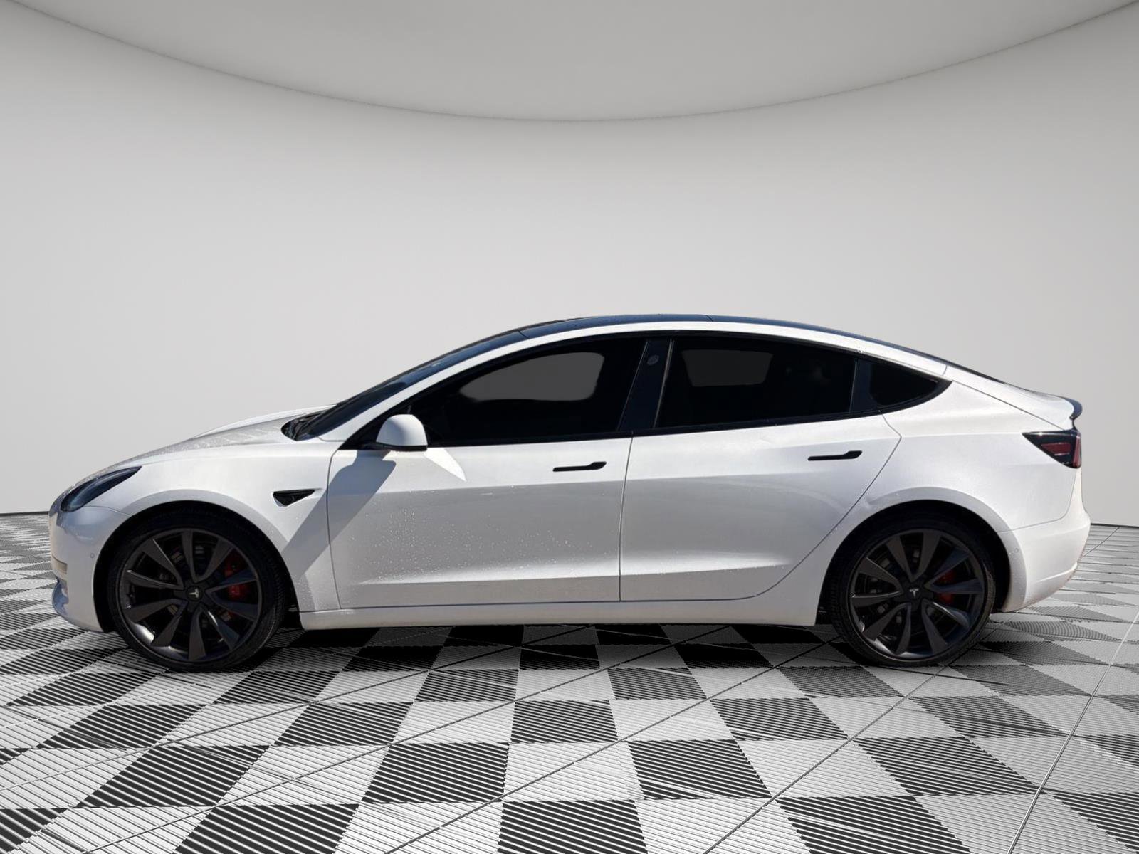 Used 2020 Tesla Model 3 Performance image 8