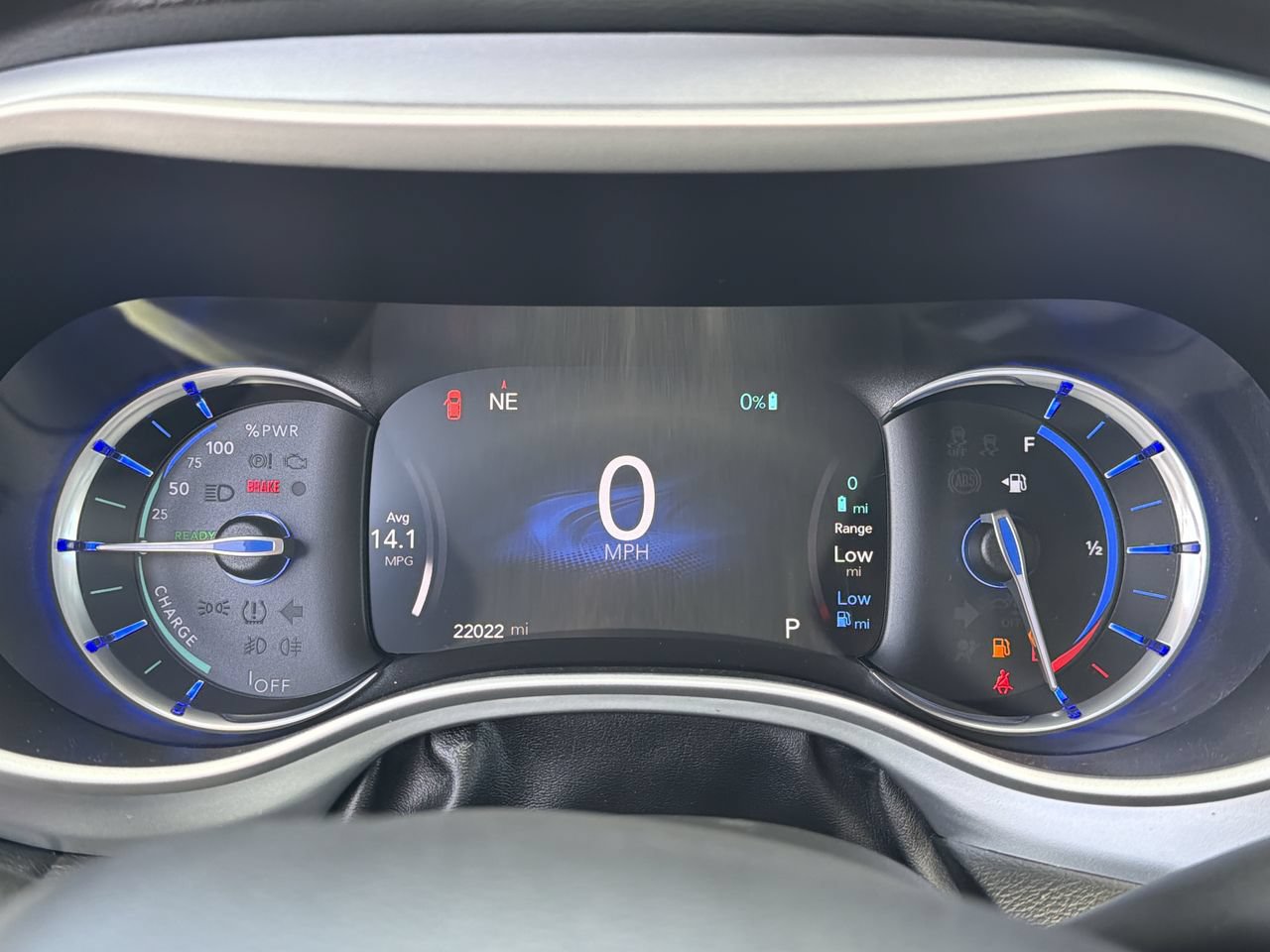 Used 2017 Chrysler Pacifica Touring Plus FWD image 30