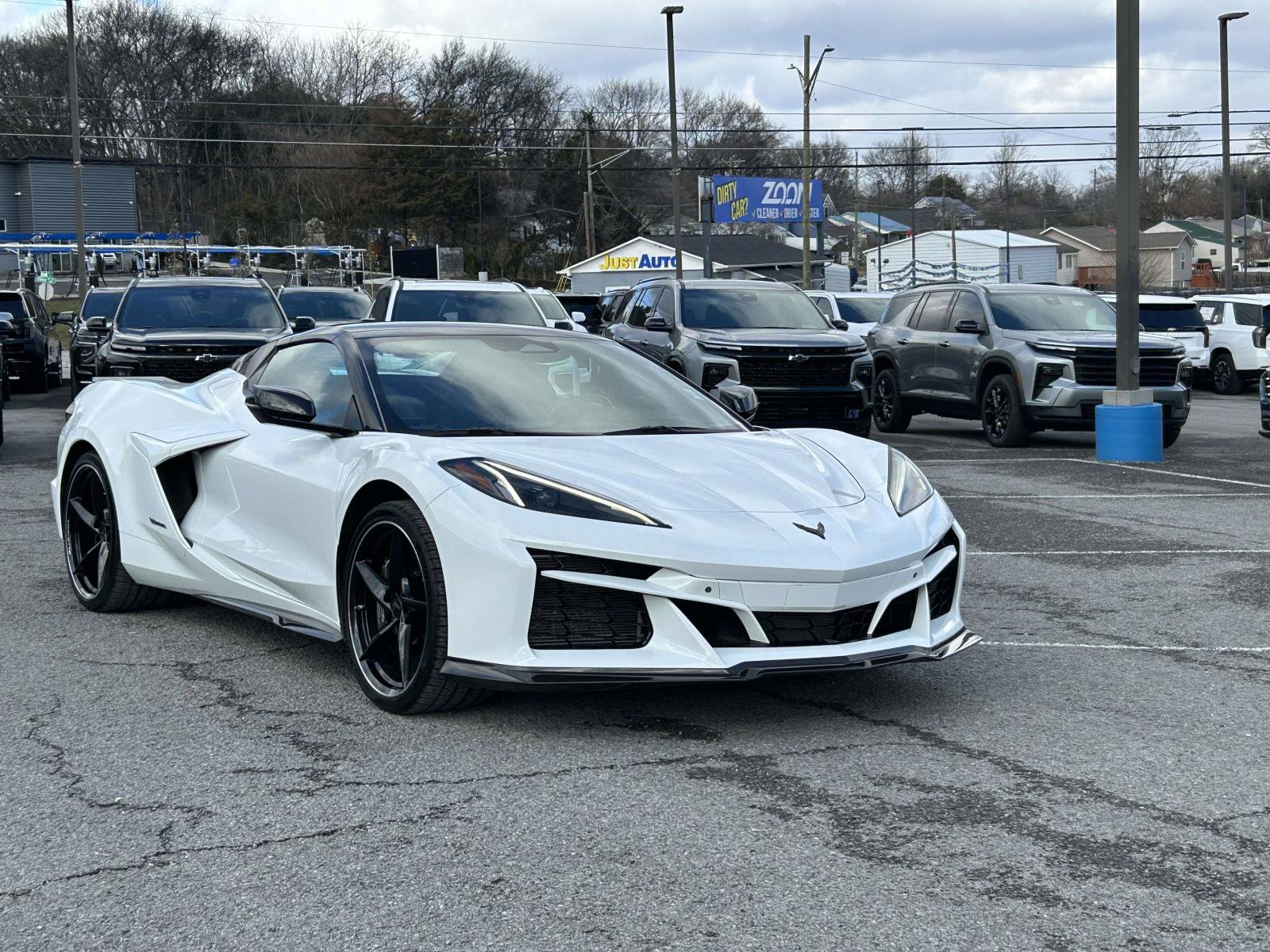 Used 2024 Chevrolet Corvette E-Ray w/ Stealth Interior Trim Package video 1