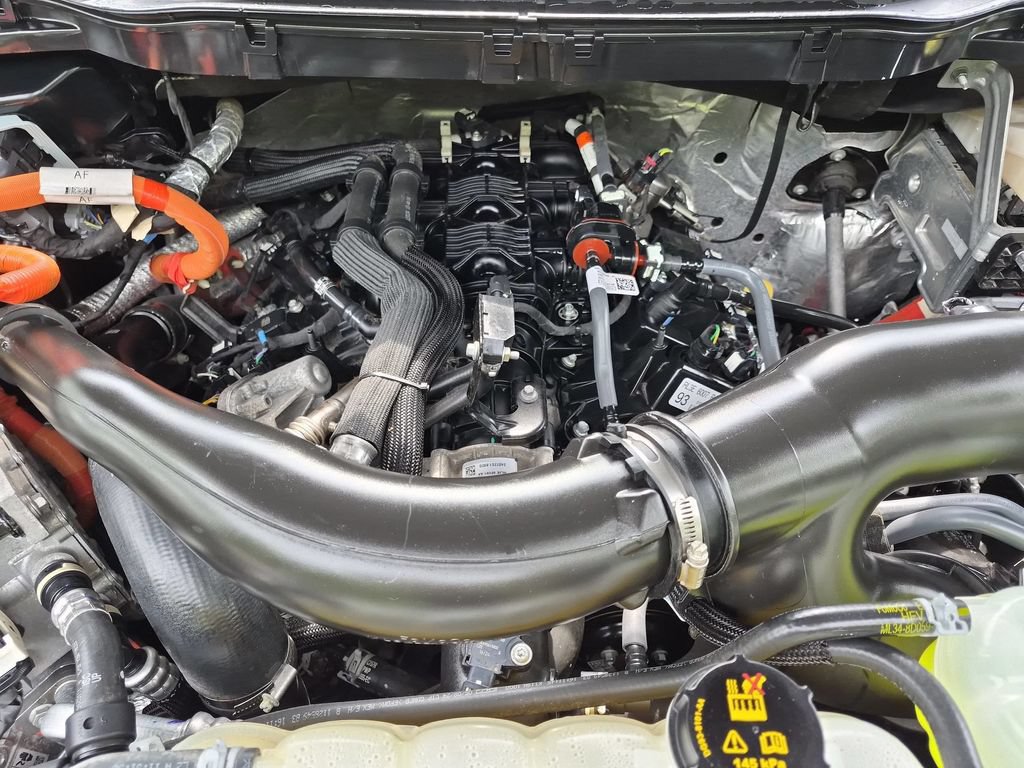 Used 2024 Ford F150 Lariat AWD/4WD image 25