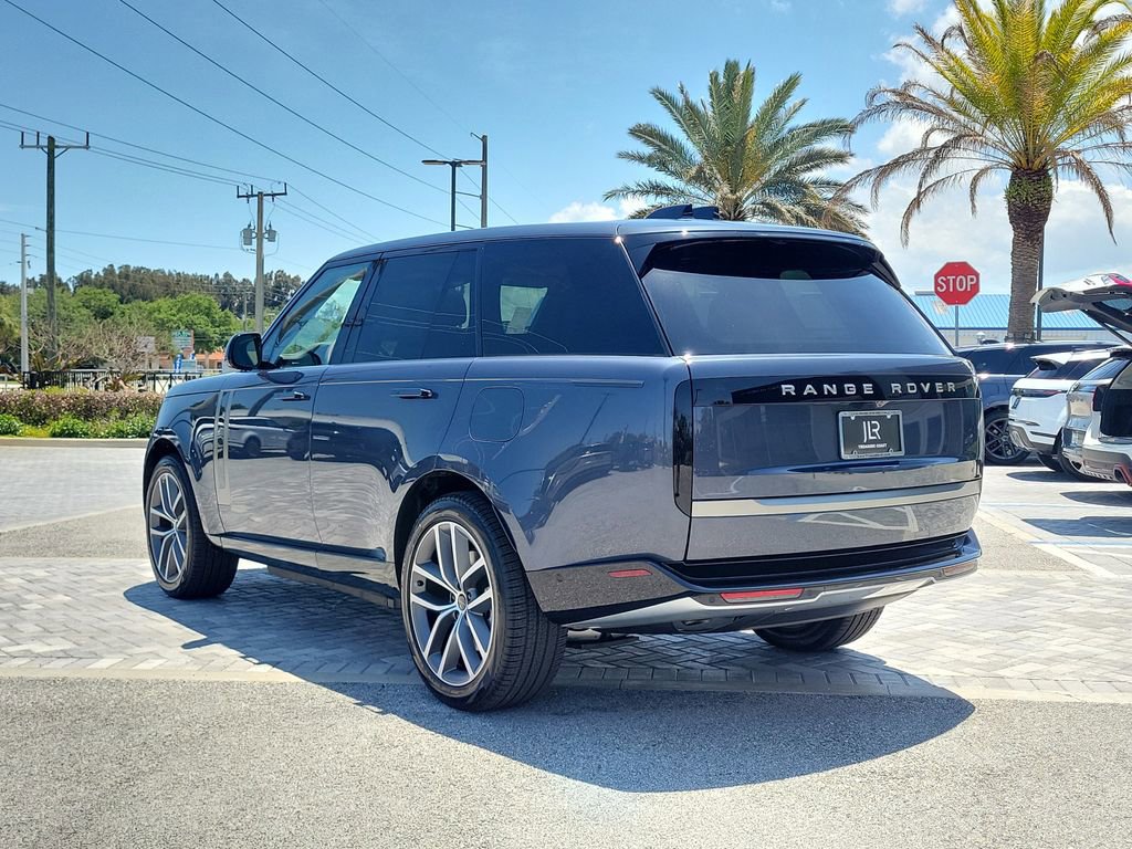 New 2026 Land Rover Range Rover SE AWD/4WD image 3