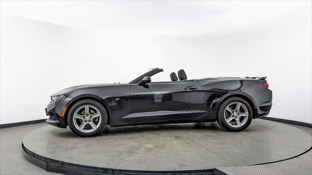 Used 2020 Chevrolet Camaro LT image 3