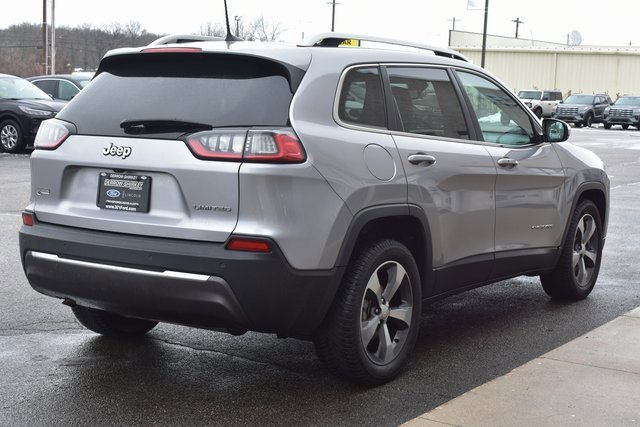 Used 2019 Jeep Cherokee Limited image 6