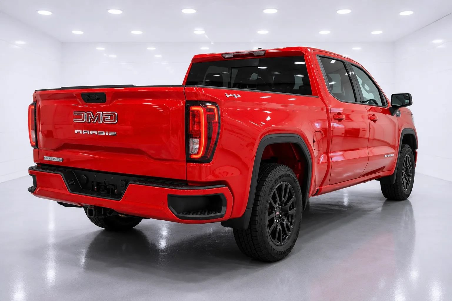 Used 2025 GMC Sierra 1500 Elevation w/ Preferred Package RWD image 5