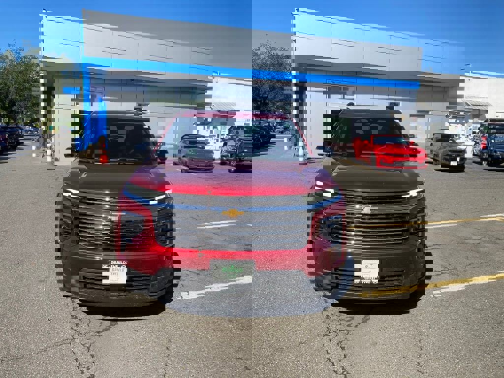 New 2025 Chevrolet Traverse LT w/ Sun and Wheel Package image 2