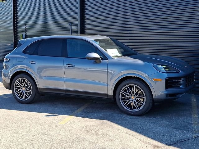 New 2026 Porsche Cayenne AWD/4WD image 9