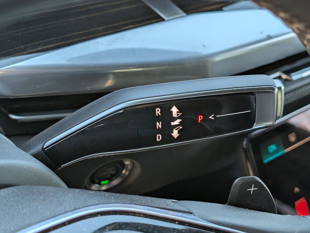 Certified 2025 Cadillac Escalade Premium Luxury image 27