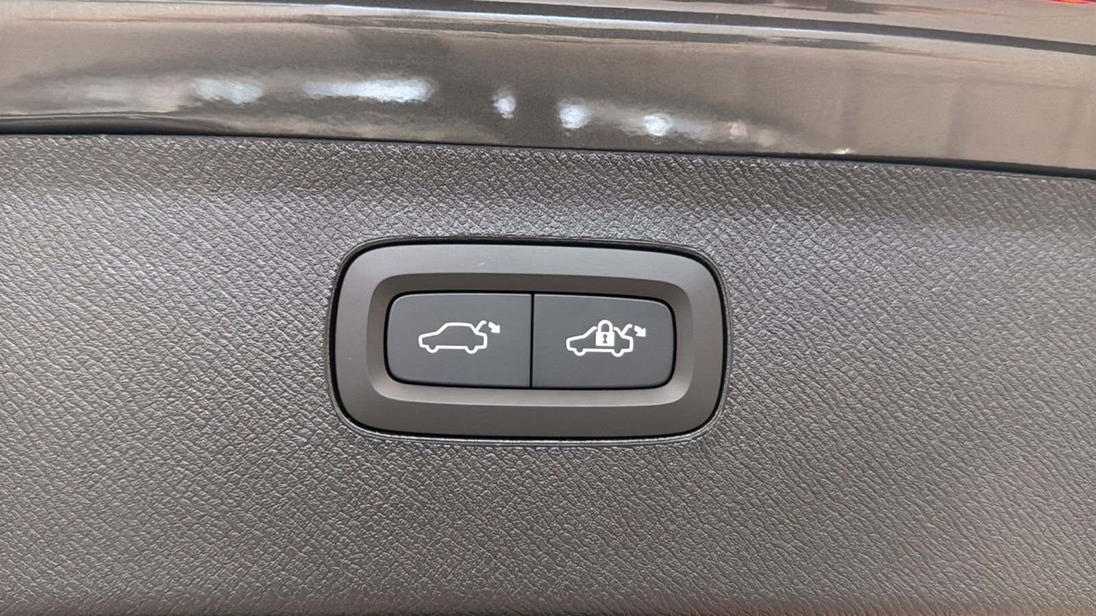 New 2027 Volvo XC90 B6 Ultra AWD/4WD image 31