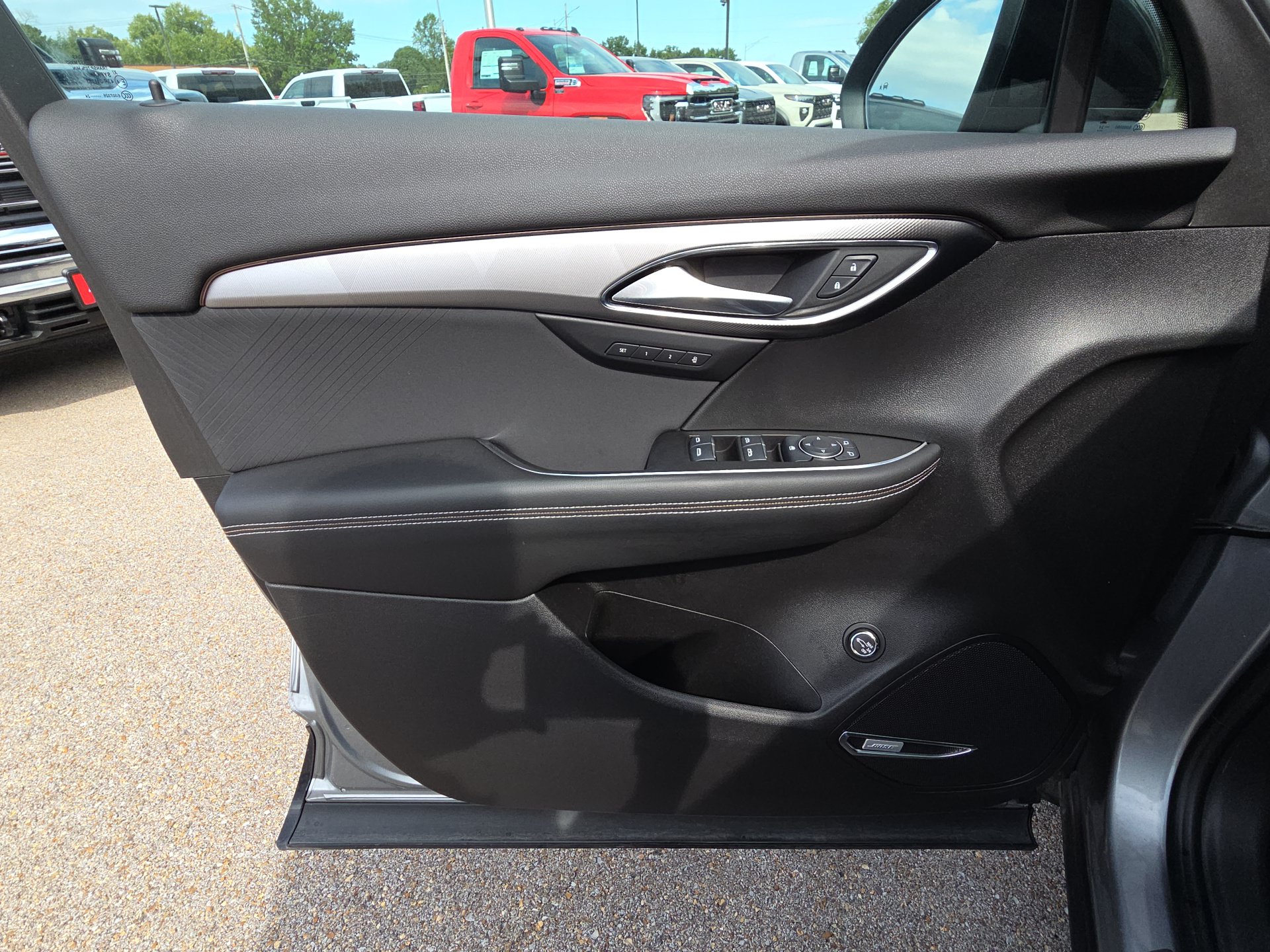 Used 2024 Buick Envision Sport Touring AWD/4WD image 12