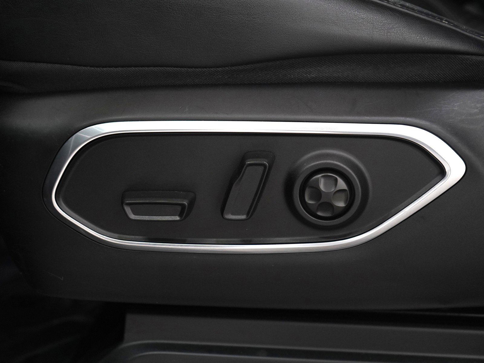 Used 2022 Jeep Wagoneer Series III w/ Premium Group I image 30