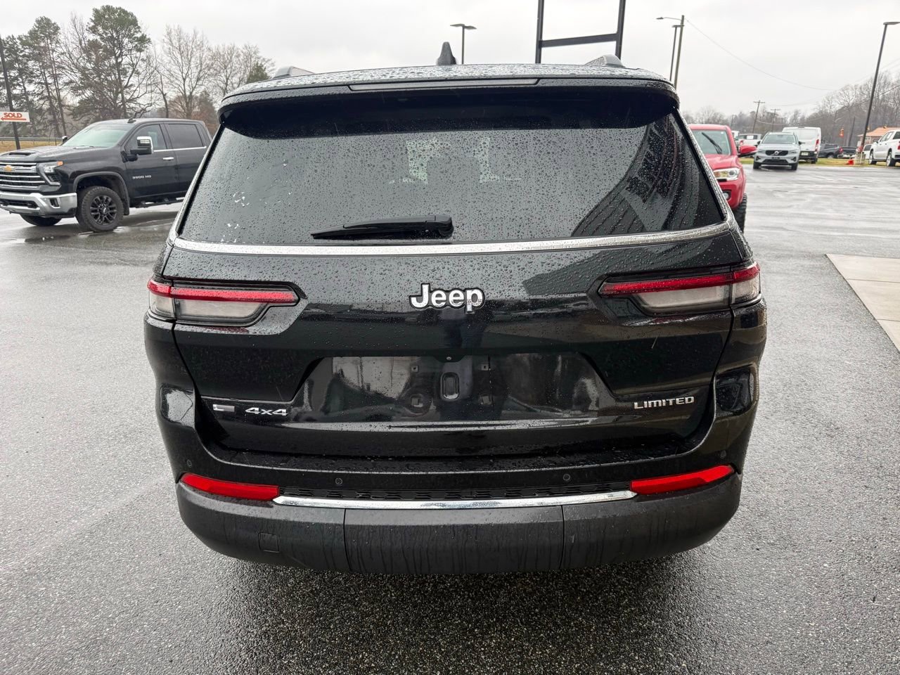 Used 2022 Jeep Grand Cherokee L Limited image 7