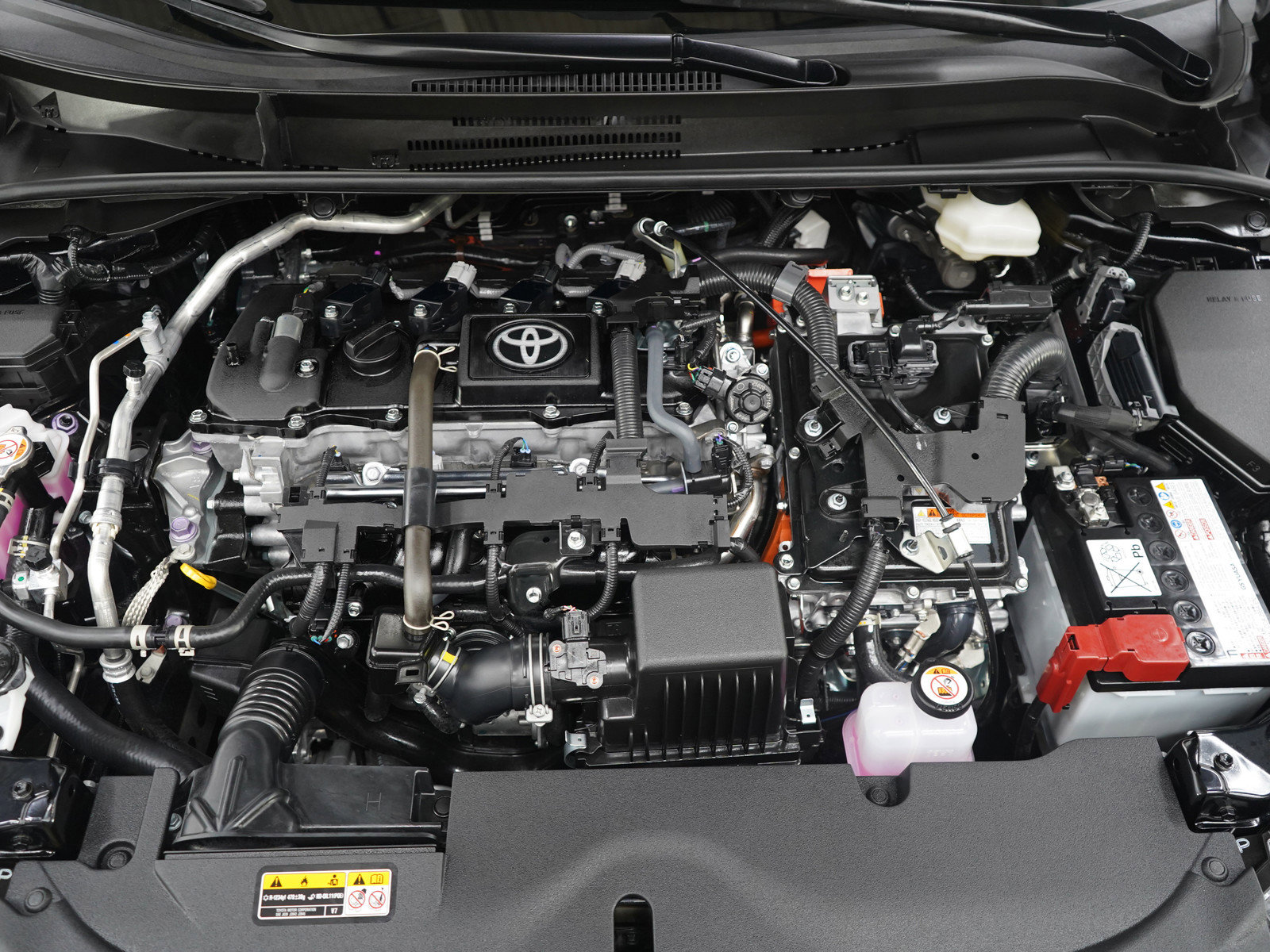 Used 2025 Toyota Corolla LE image 28