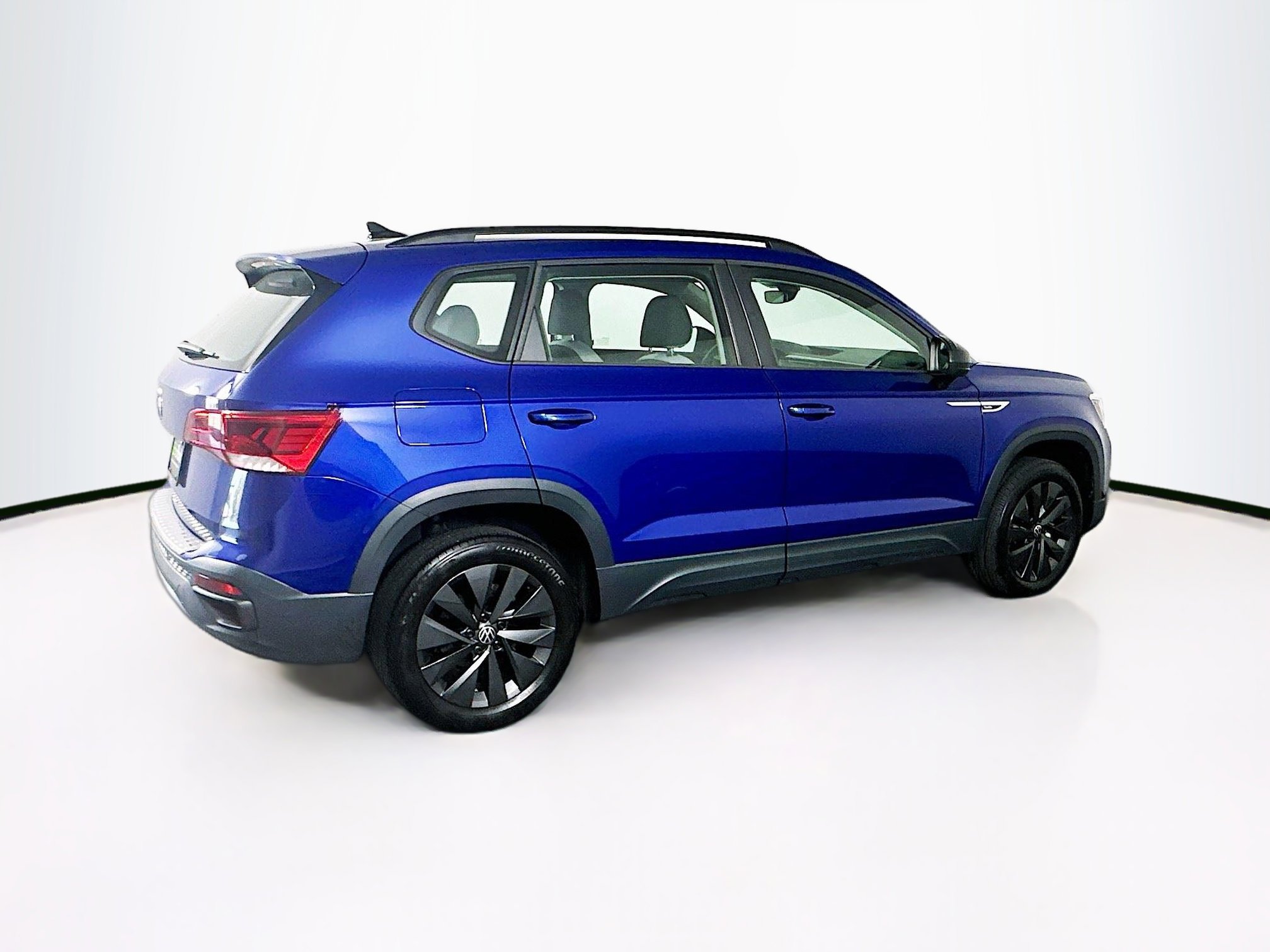 Used 2023 Volkswagen Taos S image 10