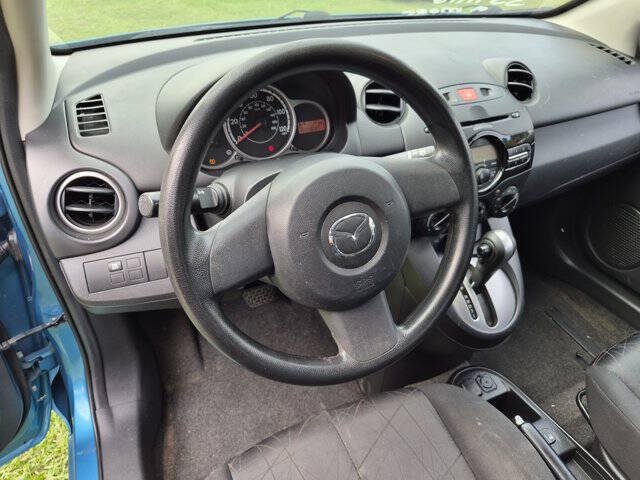 Used 2012 MAZDA MAZDA2 Sport FWD image 16