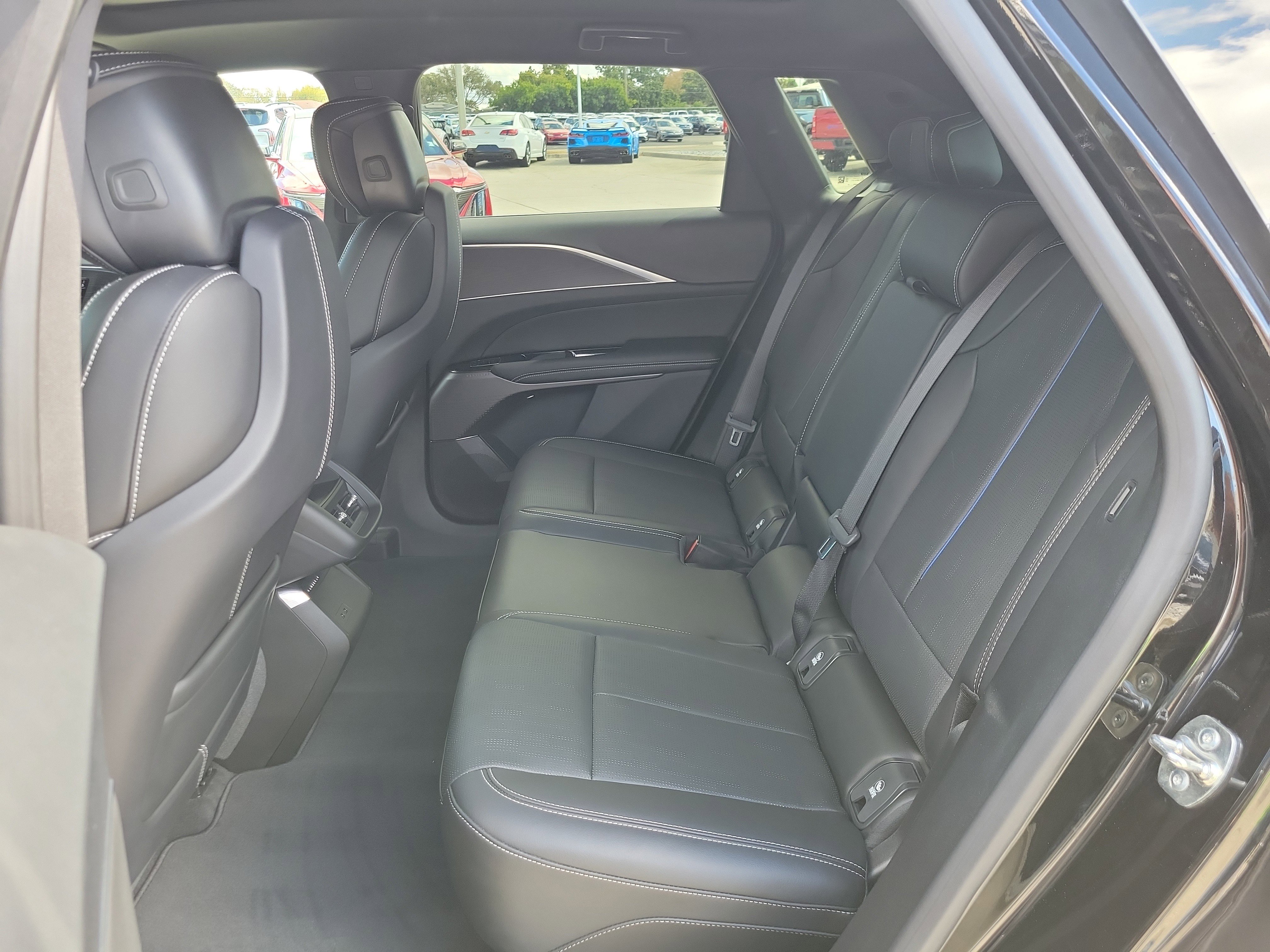 Certified 2025 Cadillac Lyriq Luxury image 16