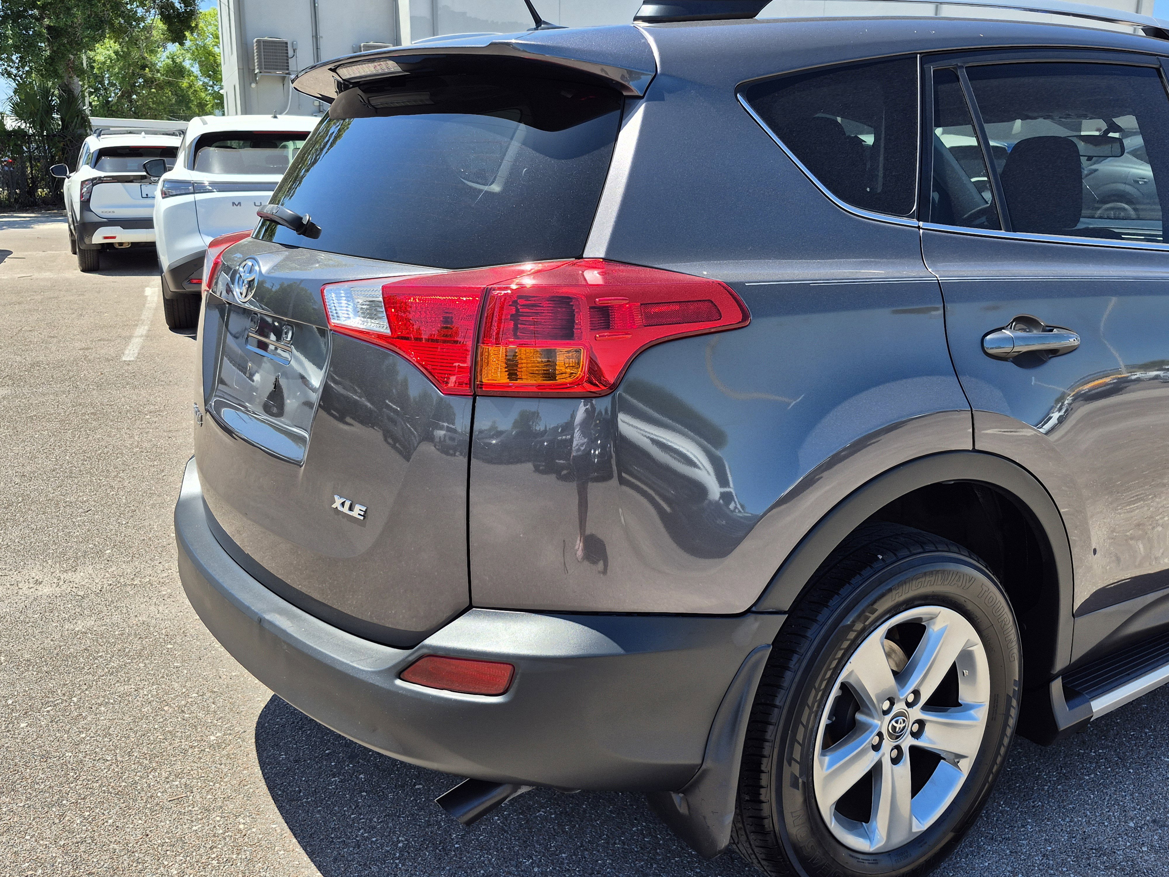 Used 2015 Toyota RAV4 XLE FWD image 10