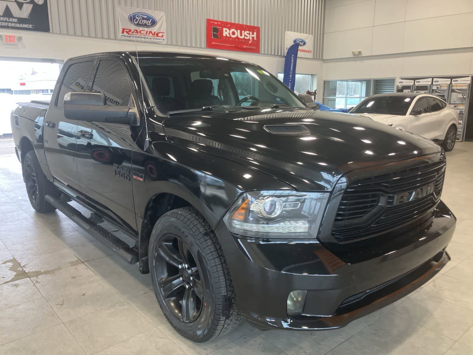 Used 2018 RAM 1500 Sport image 3
