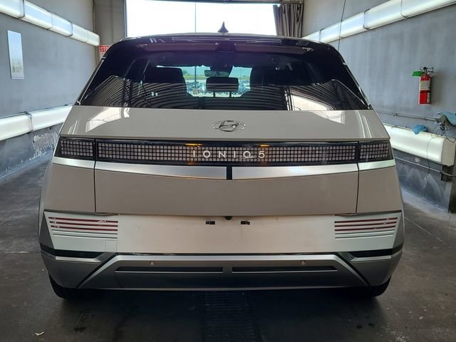 Used 2024 Hyundai Ioniq 5 Limited image 3