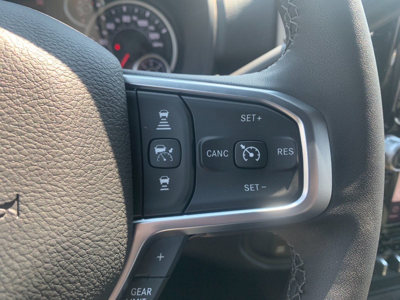 New 2026 RAM 2500 Big Horn AWD/4WD image 27