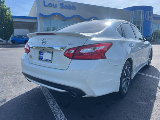 Used 2016 Nissan Altima 2.5 SV w/ Convenience Package FWD image 5