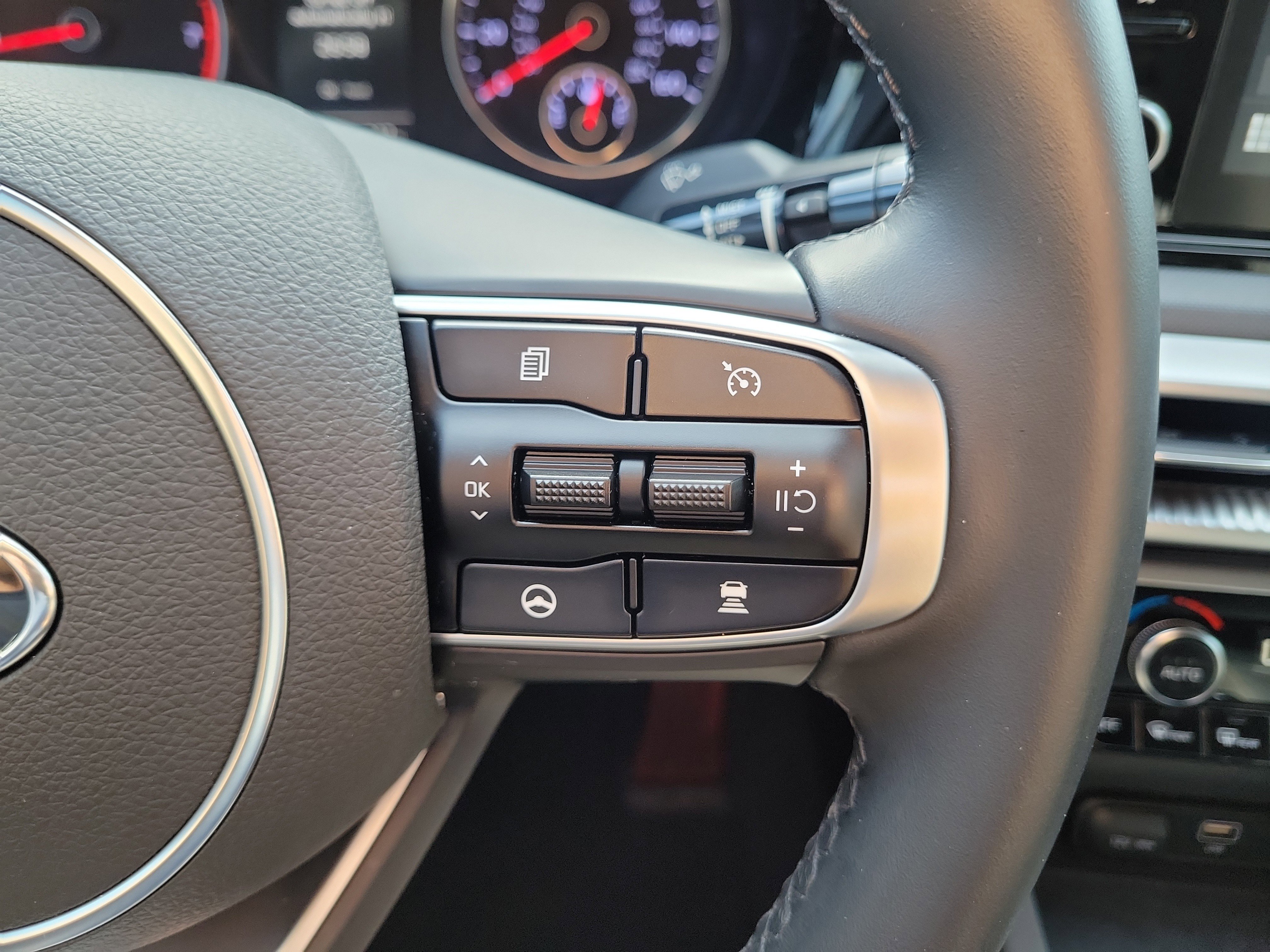 Used 2021 Kia K5 GT-Line w/ GT-Line FWD Premium Package image 28