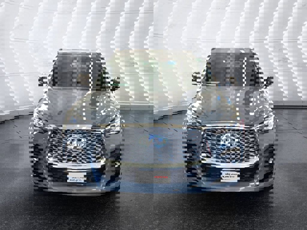 Used 2023 INFINITI QX55 Luxe w/ Cargo Package AWD/4WD image 2