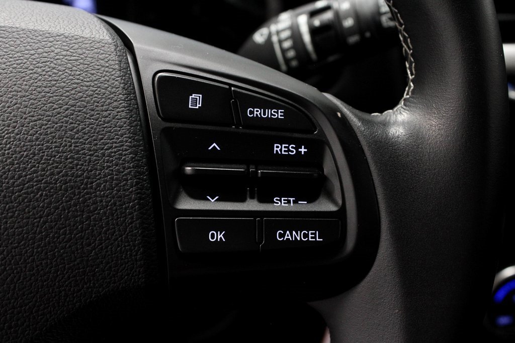 Used 2022 Hyundai Venue SEL image 31