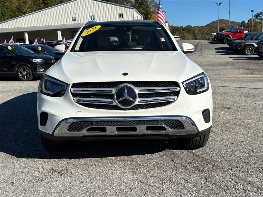 Used 2021 Mercedes-Benz GLC 300 image 2