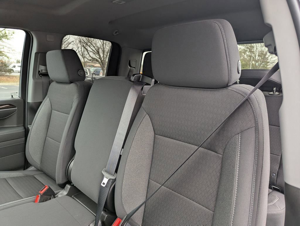 New 2026 GMC Sierra 1500 SLE w/ X31 Off-Road Package AWD/4WD image 13