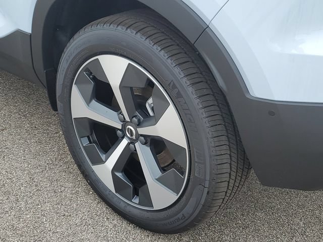 New 2026 Volvo XC40 B5 Plus w/ Protection Package Premier AWD/4WD image 31