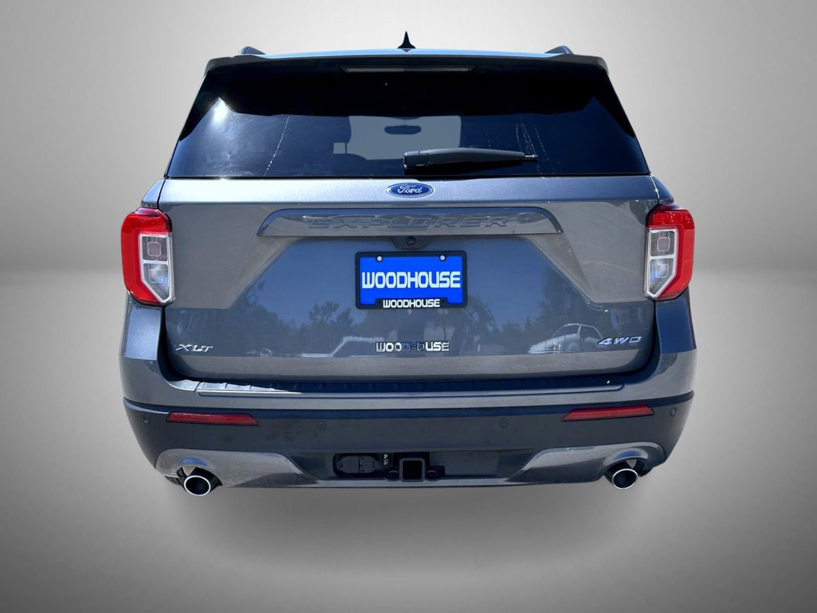 Used 2023 Ford Explorer XLT w/ Equipment Group 202A AWD/4WD image 6
