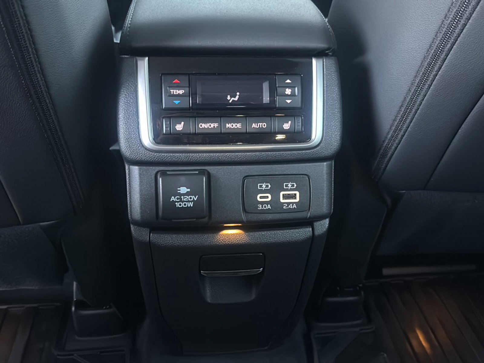 Used 2025 Subaru Ascent Bronze Edition w/ Onyx Package AWD/4WD image 21
