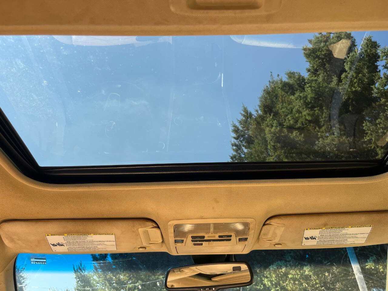 Used 2017 Toyota Camry XLE w/ Moonroof Package image 8