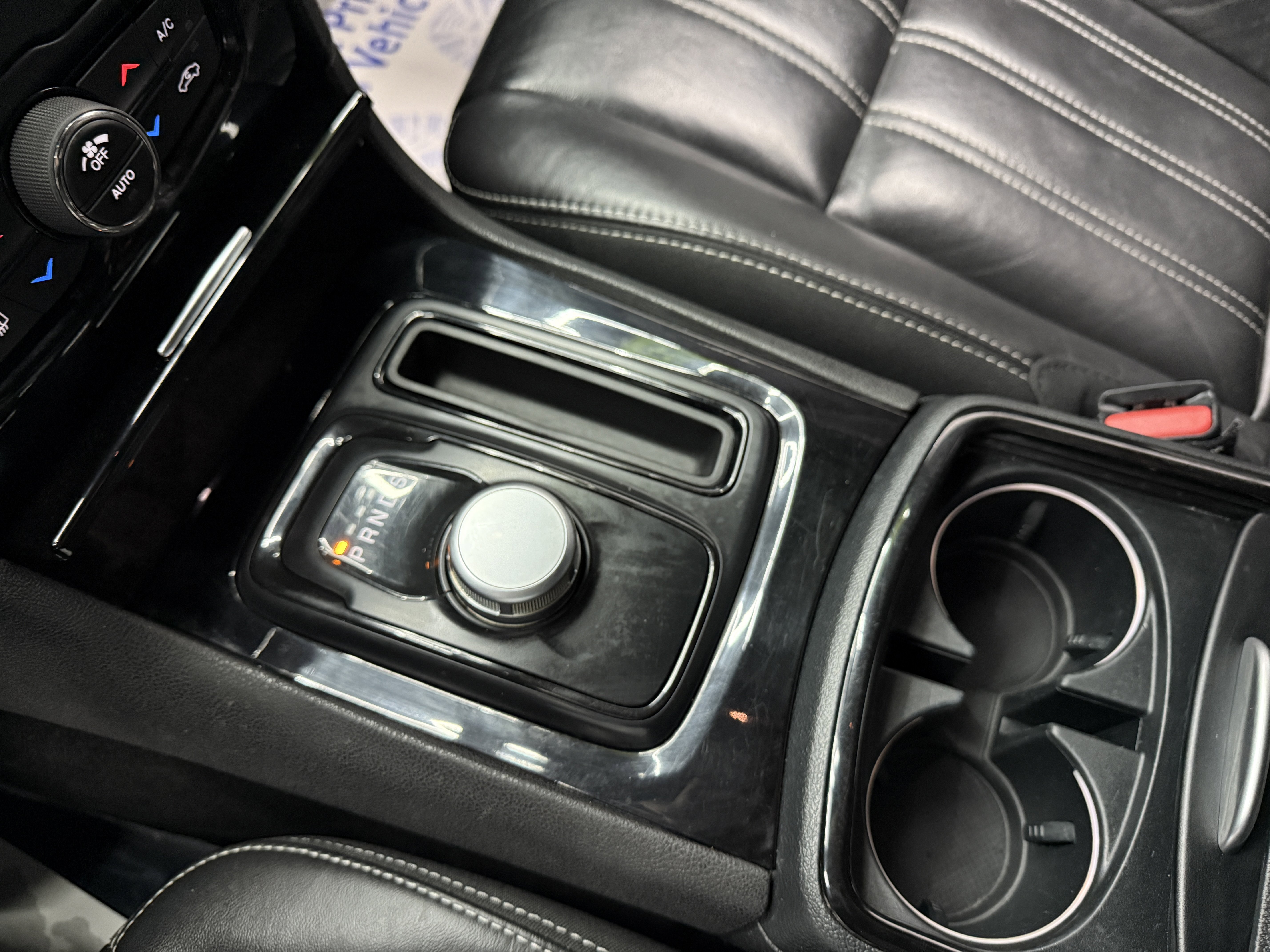 Used 2018 Chrysler 300 S image 21