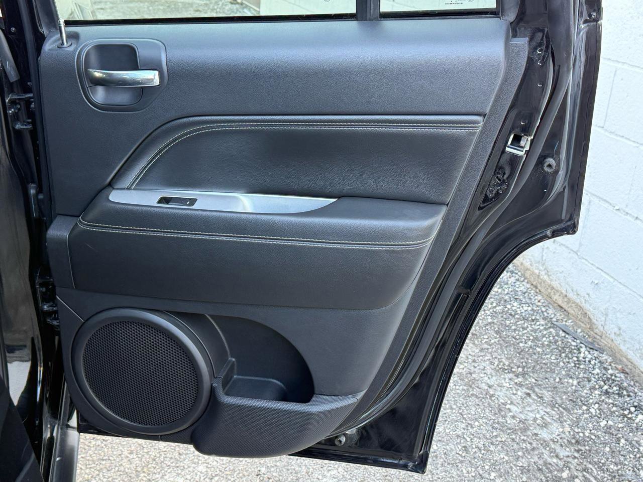 Used 2017 Jeep Compass High Altitude image 40