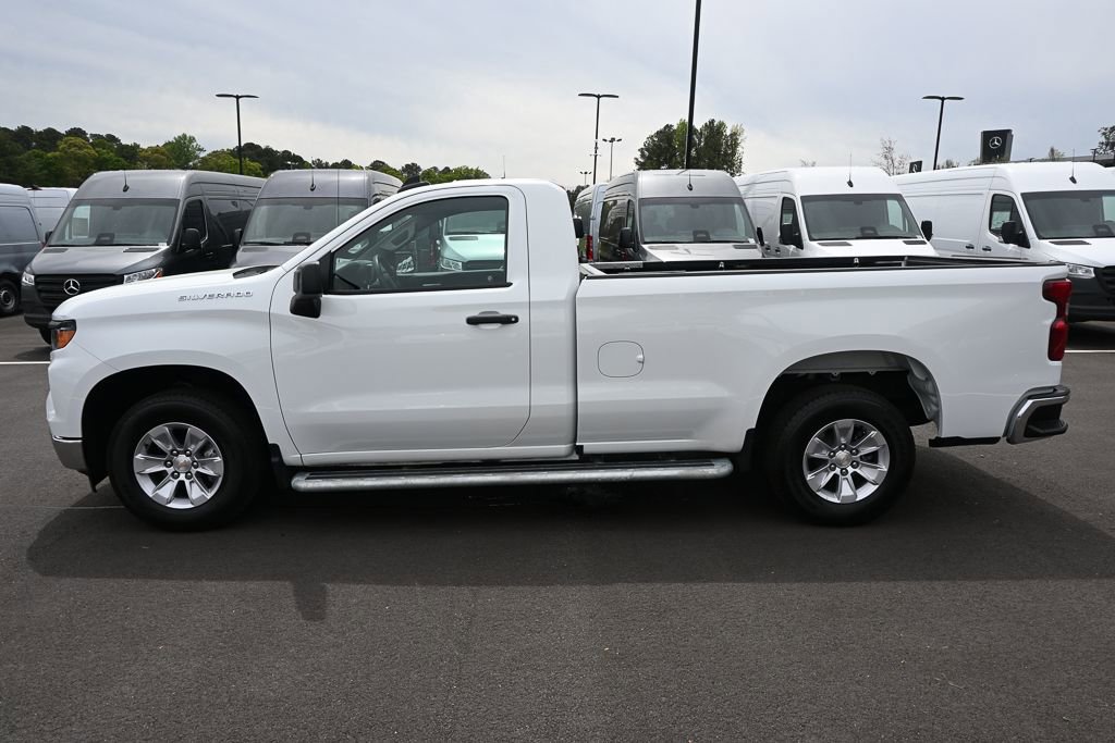 Used 2025 Chevrolet Silverado 1500 W/T image 3
