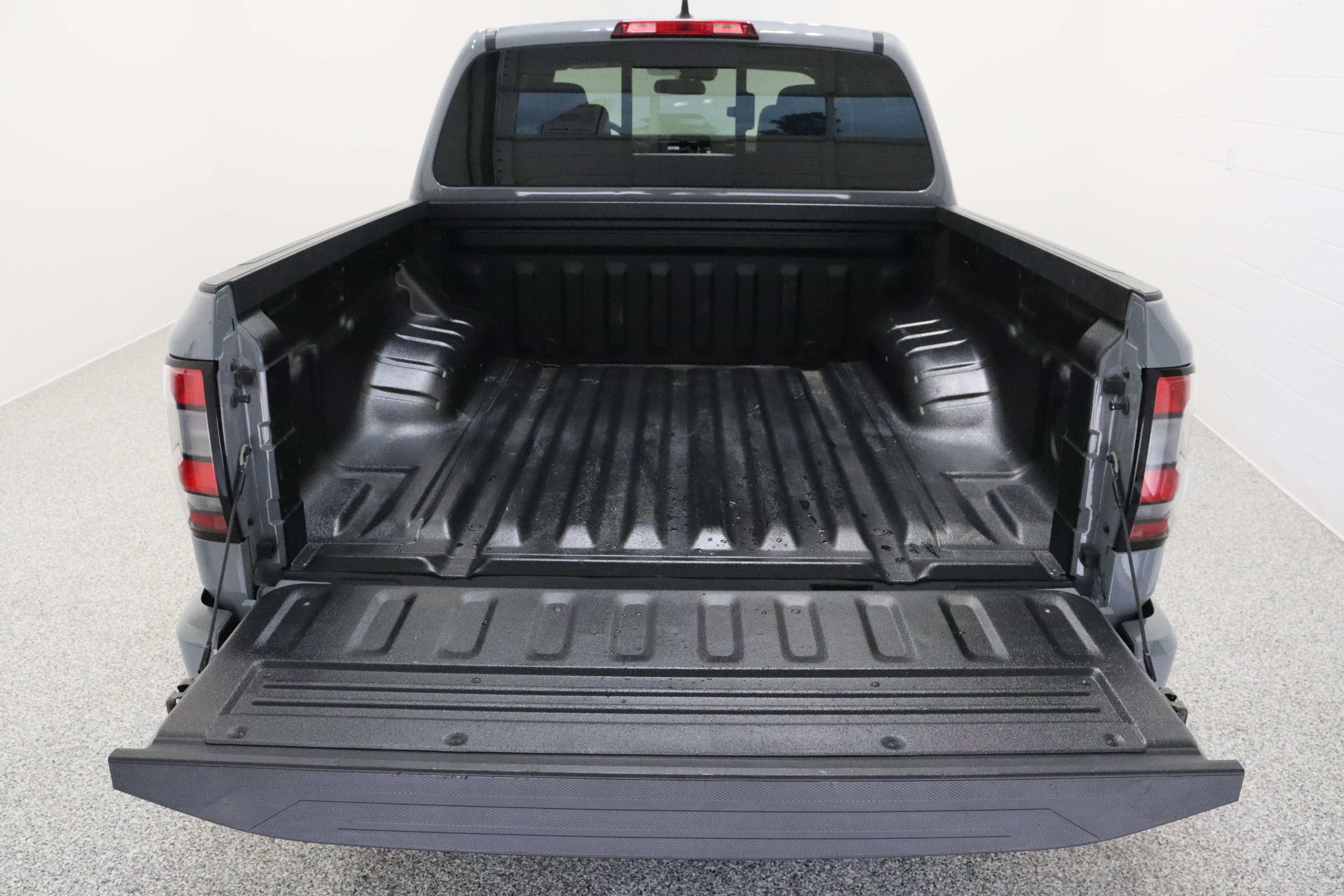 Used 2024 Nissan Frontier Pro-X RWD image 31