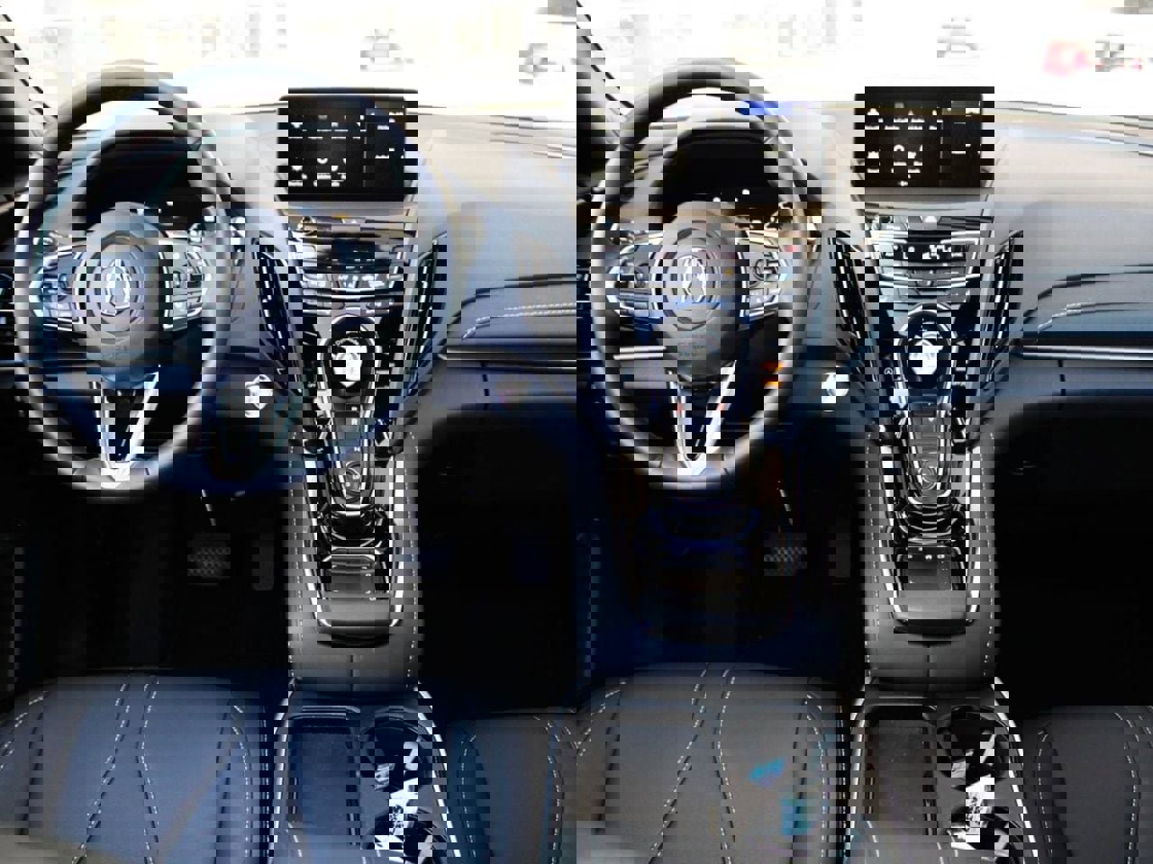 Used 2025 Acura RDX SH-AWD image 35