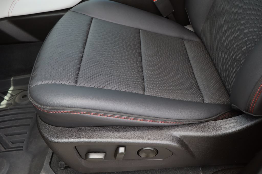 Certified 2024 GMC Canyon AT4X AWD/4WD image 22