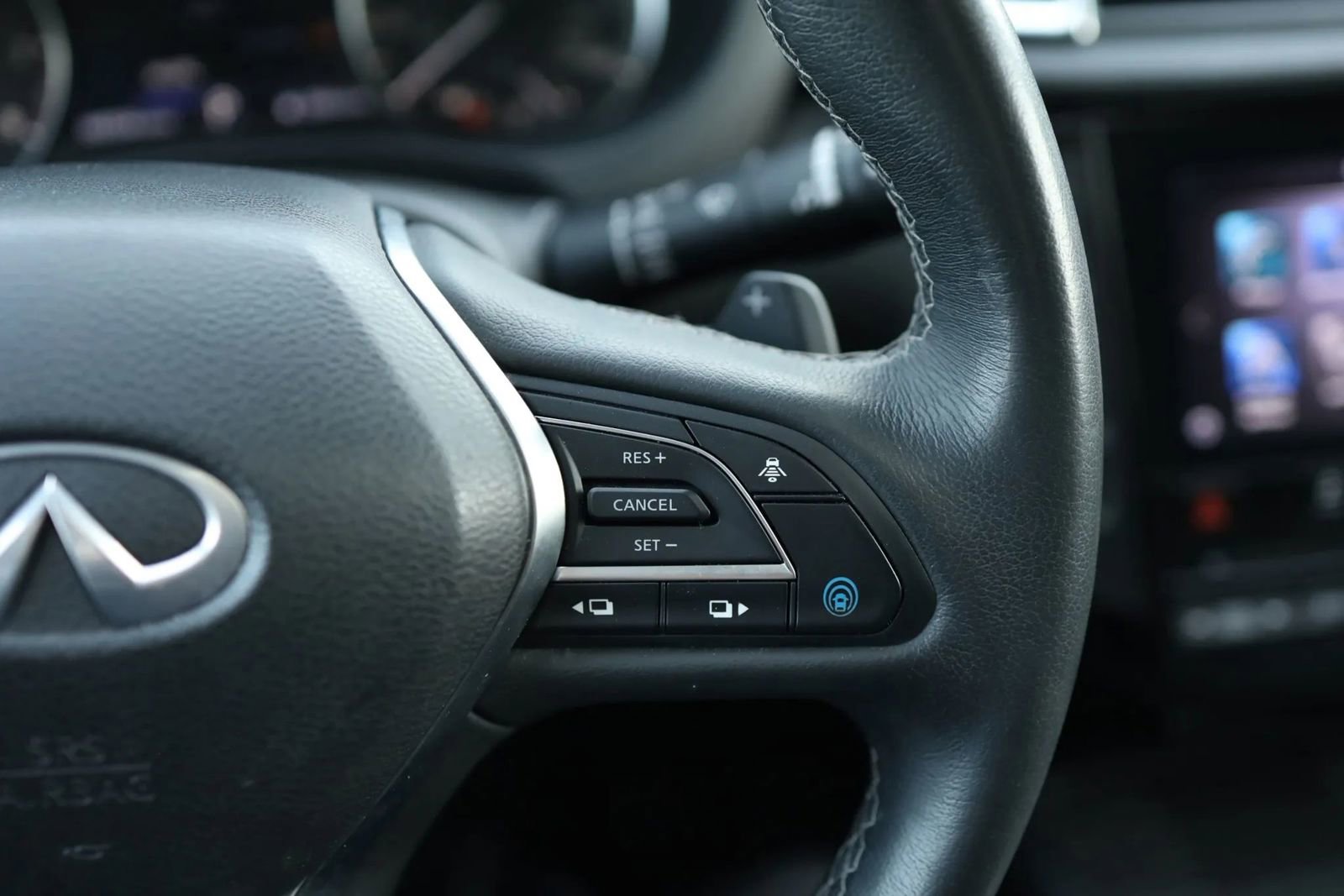 Used 2021 INFINITI QX50 Luxe AWD/4WD image 23