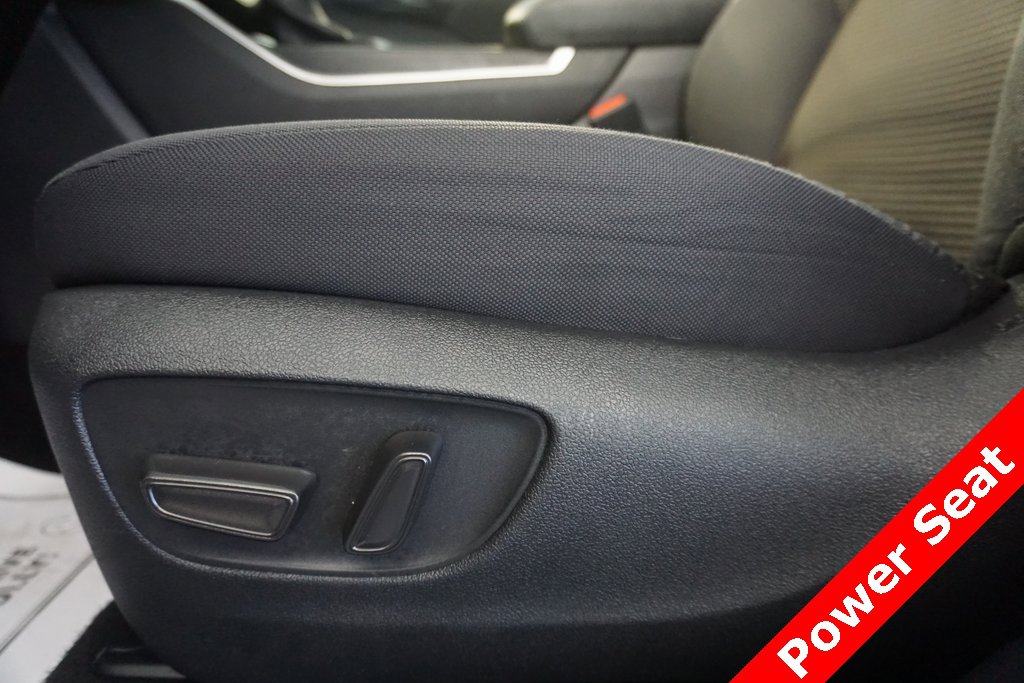 Certified 2024 Toyota Highlander LE image 7