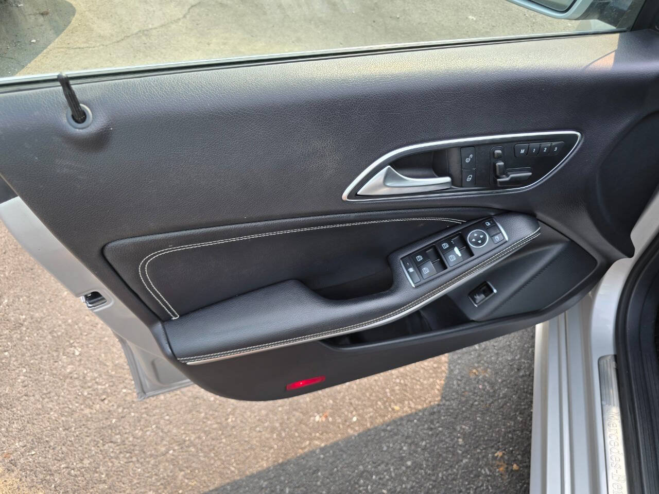 Used 2014 Mercedes-Benz CLA 250 w/ Multimedia Package image 14