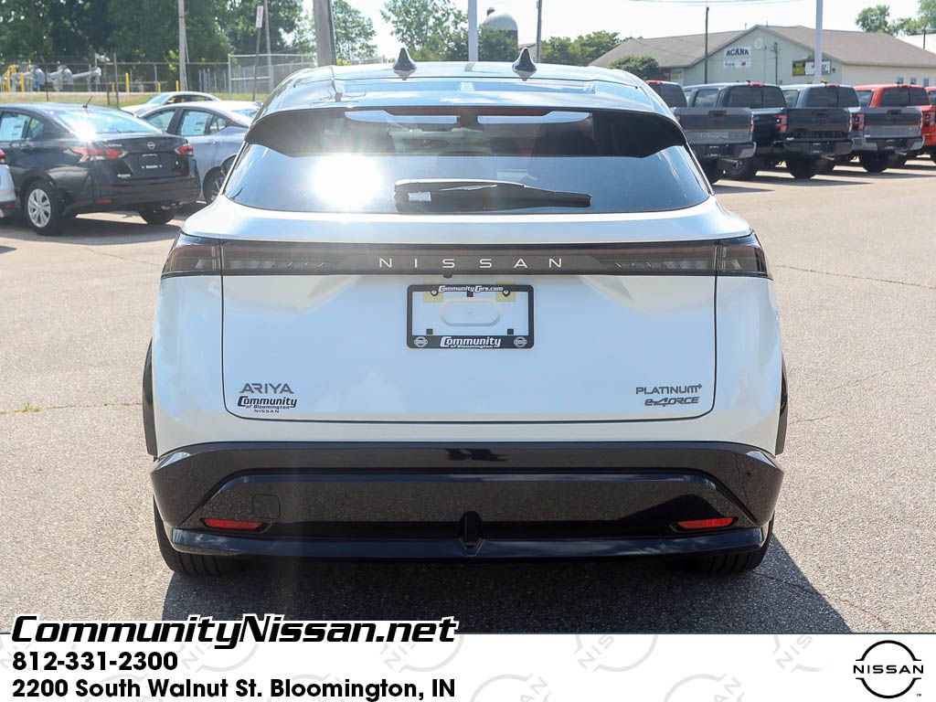 New 2025 Nissan Ariya Platinum image 5
