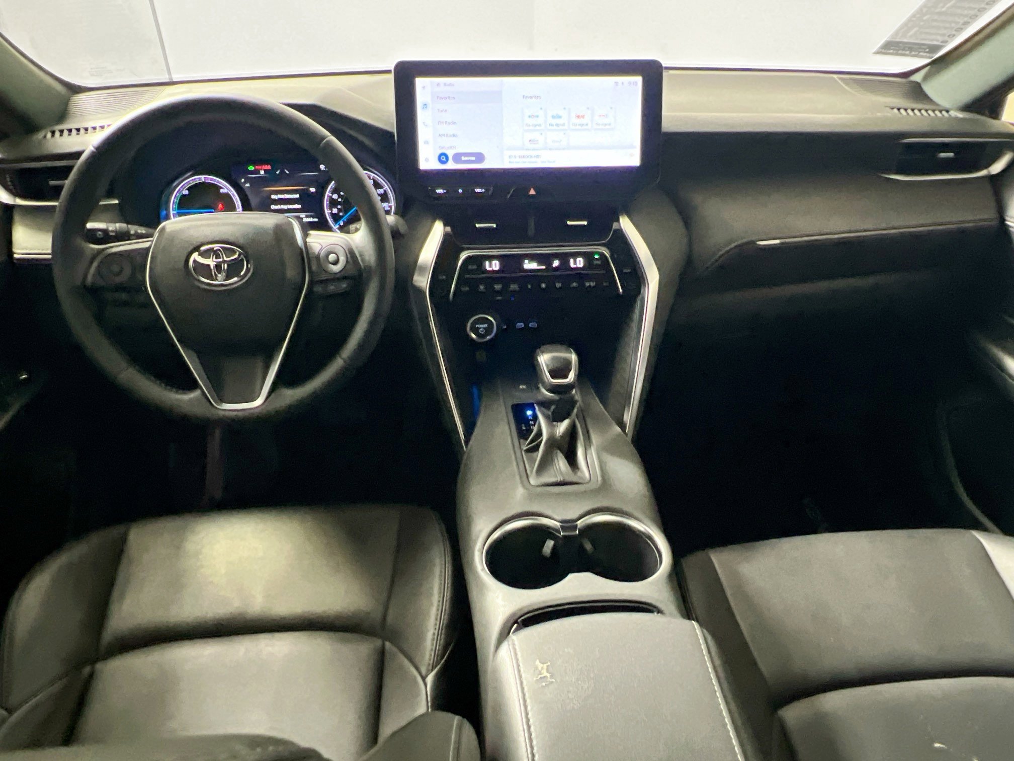 Used 2024 Toyota Venza Nightshade AWD/4WD image 30
