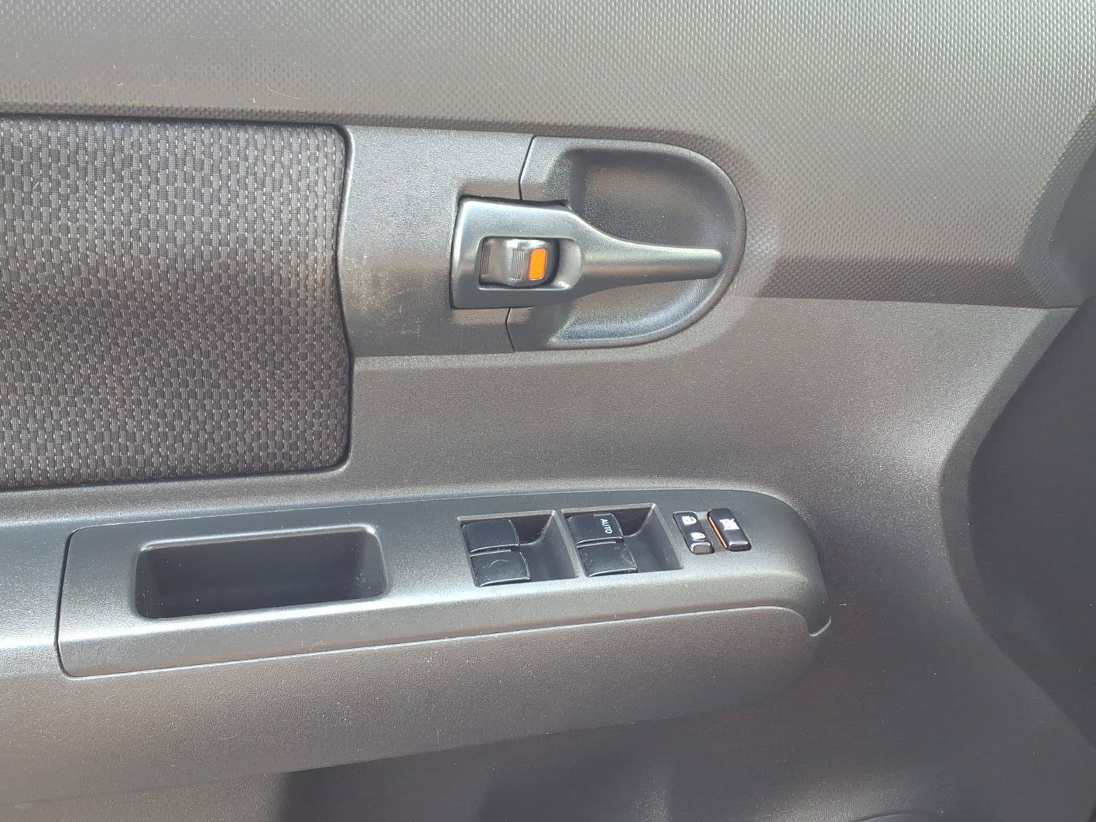 Used 2008 Scion xB FWD image 22