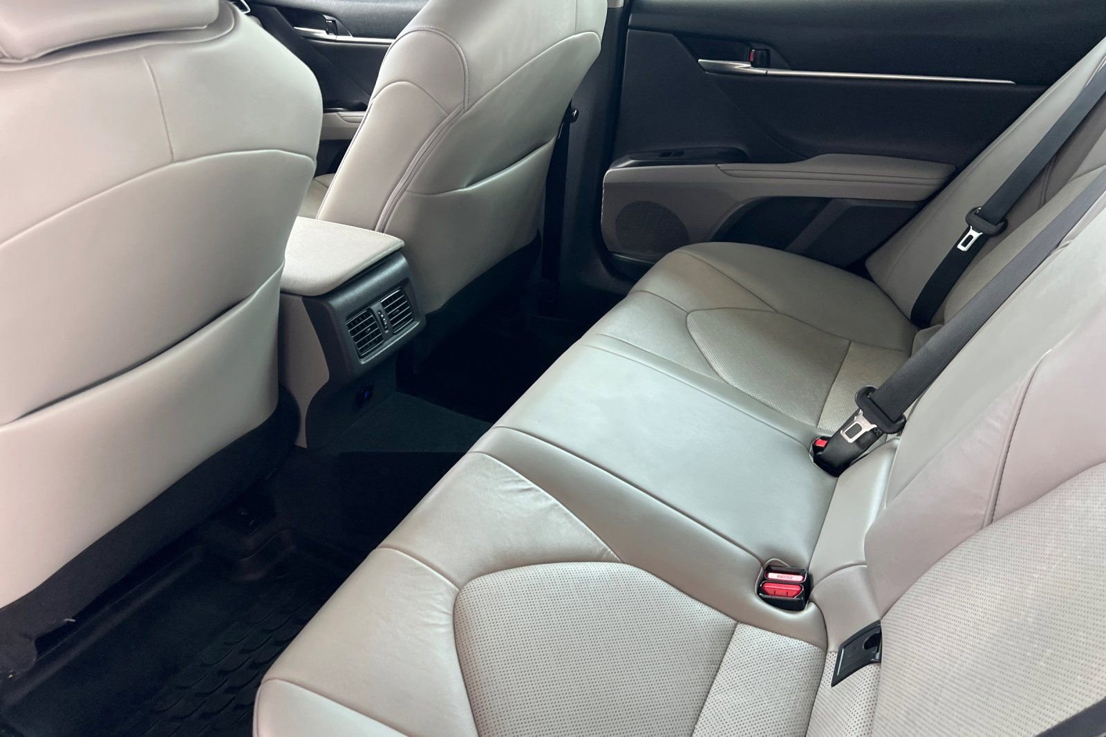 Certified 2023 Toyota Camry XLE w/ Cold Weather Package image 9